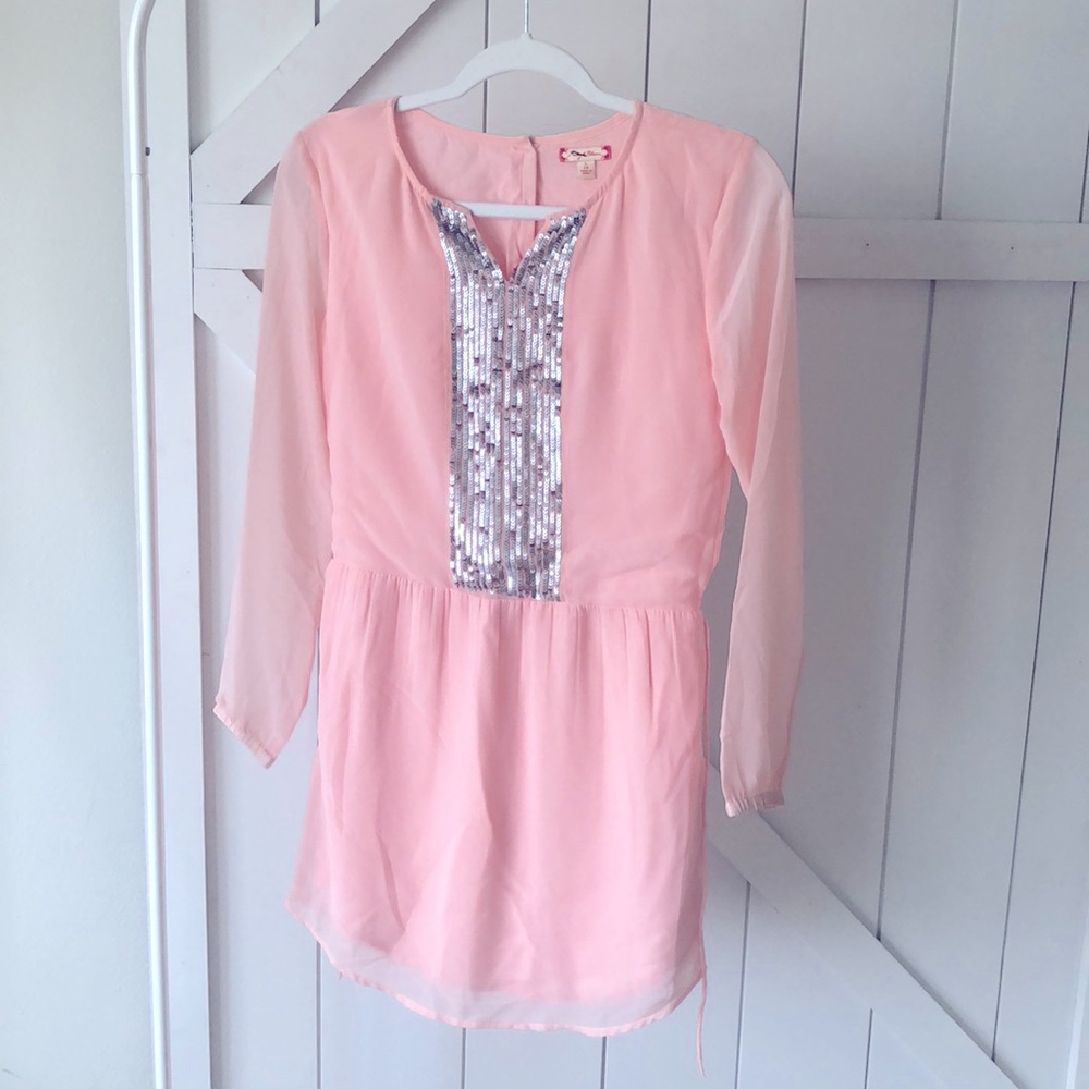 So chic dress